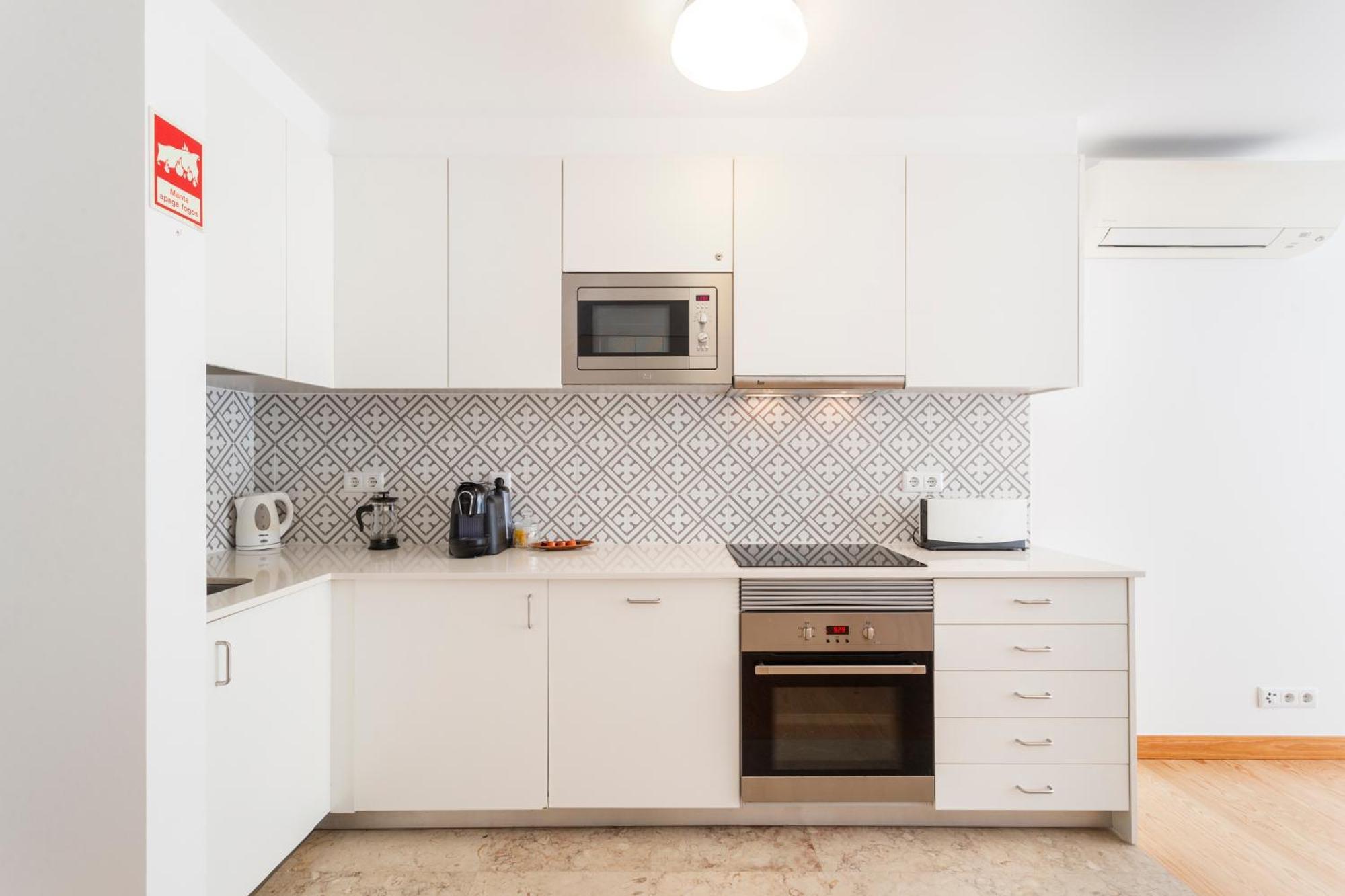 Barbadinhos Apartments In Lisbon Historic Neighborhood Екстер'єр фото